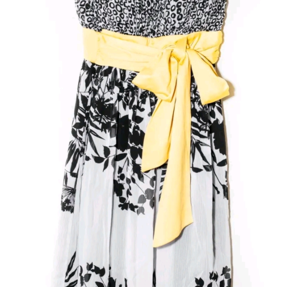 BCBG Paris Strap Dress Sz 8 Black & White Floral Dress with Yellow Tie Belt Bow